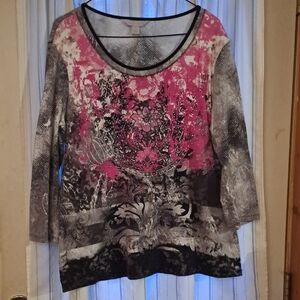 Multicolored 3/4 Sleeve Graphic Blouse